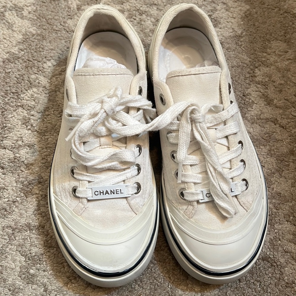 Little white sneakers